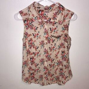 Mossimo Supply Co. Women's Floral Button-Up Blouse - Cream and Red